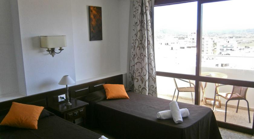 Mestret Apartments - Apartment 3 pax - 1 room